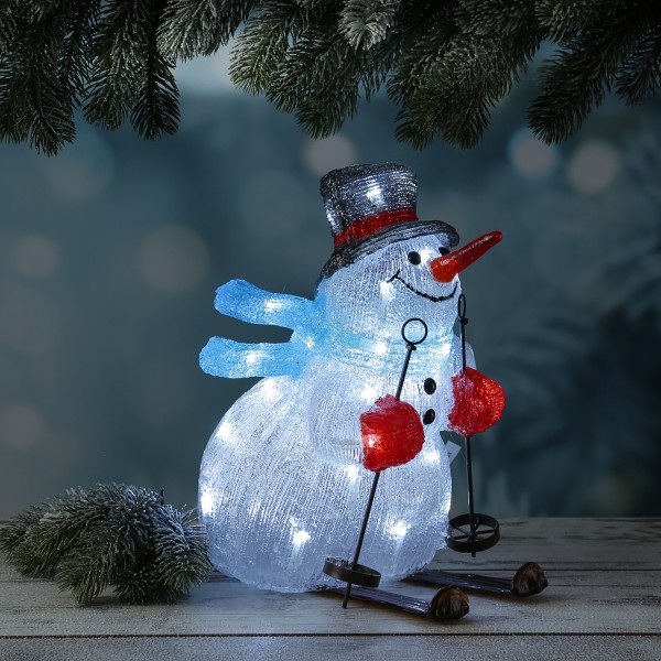 LED Schneemann auf Skiern - Acrylfigur - 30 kaltweiße LED - H: 32cm - Timer - für Außen