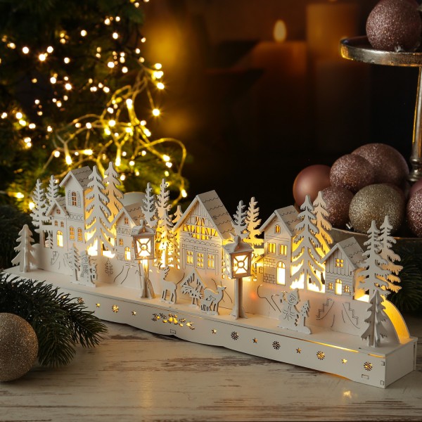 LED Holzdekoration Weihnachtsdorf - beleuchtete Winterlandschaft - L: 45cm - Timer - weiß